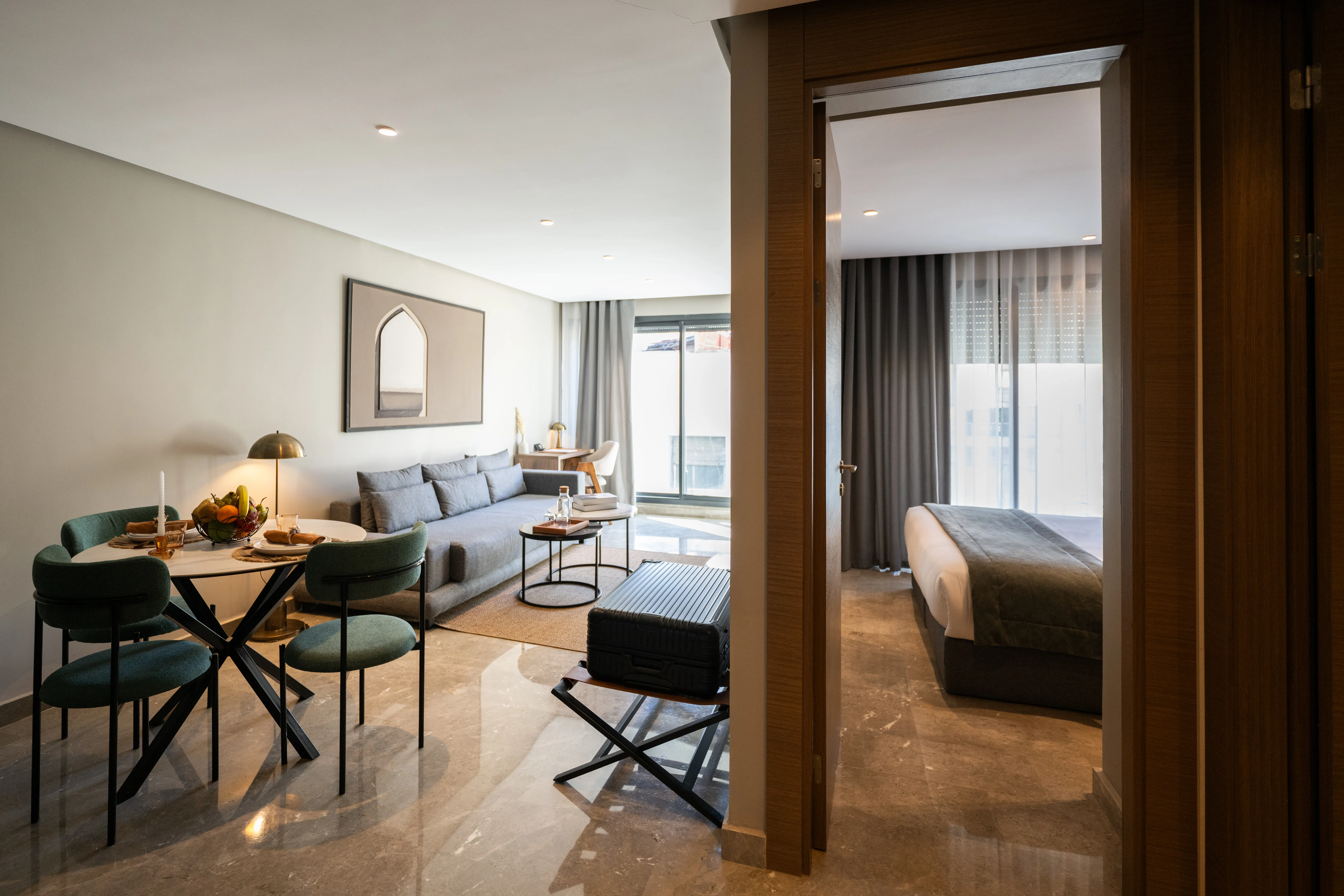 Suite Junior avec Balcon – Vue Ville