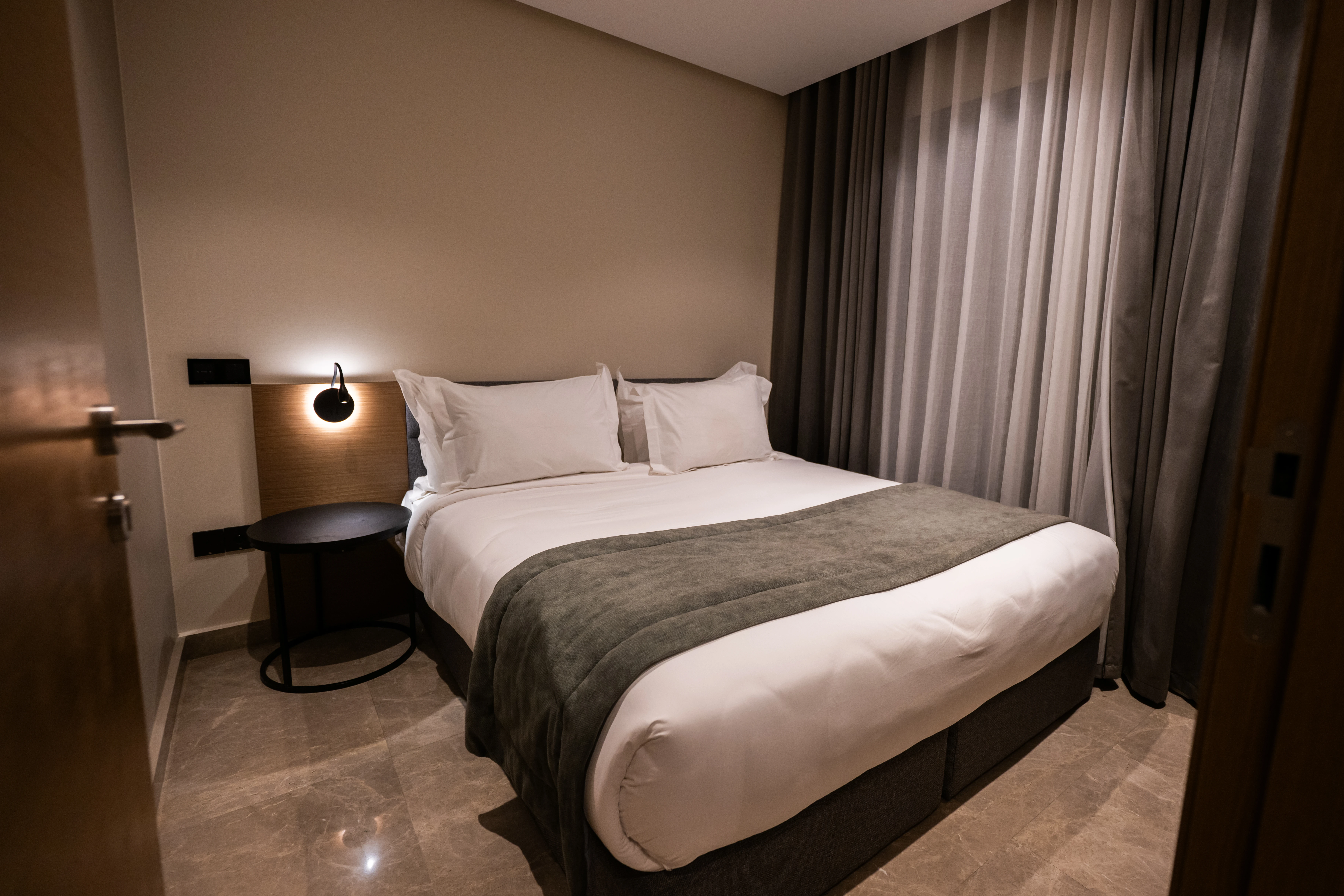 Suite Prestige Deux Chambres avec Jacuzzi thumbnail 7